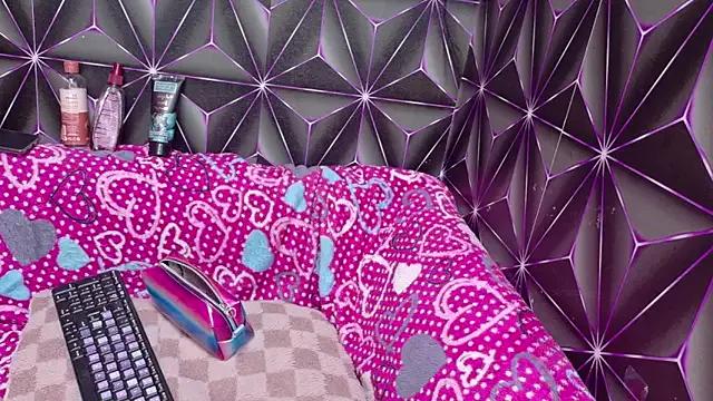 LyaRose webcams show profile image 