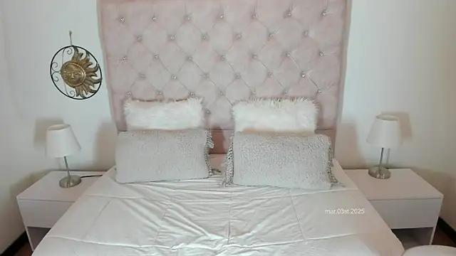 Lyliboom from StripChat
