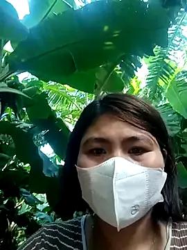 Lyly_hd from StripChat