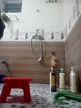 Lyly_hd from StripChat