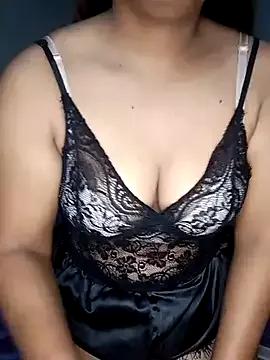 LylyCii96 from StripChat