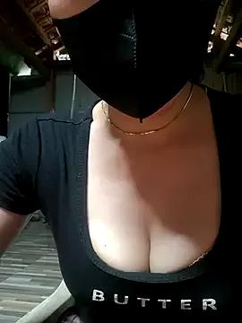 Lylymie from StripChat