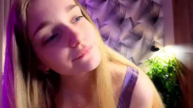 LynEdwards webcams show profile image 