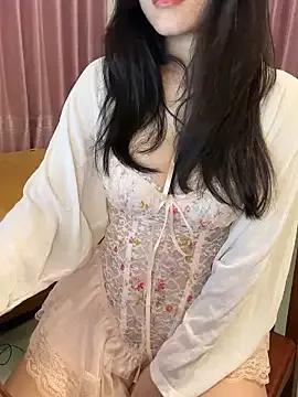 Lynn-babie from StripChat