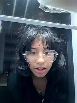lynn9000 from StripChat