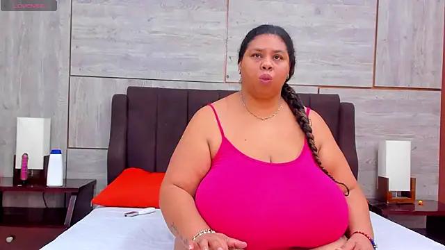 Lynn_Jones from StripChat
