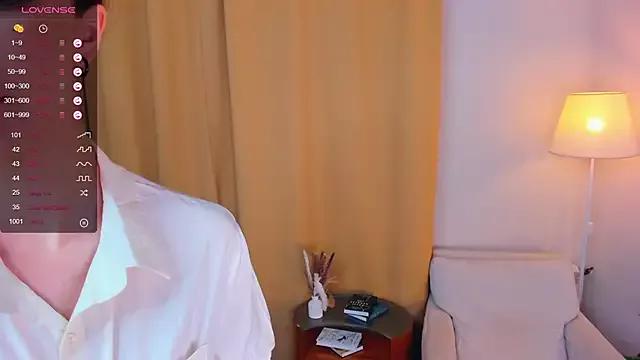 LynnBeames from StripChat