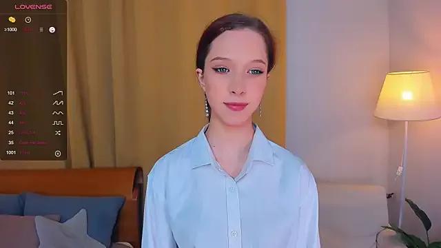LynnBeames from StripChat
