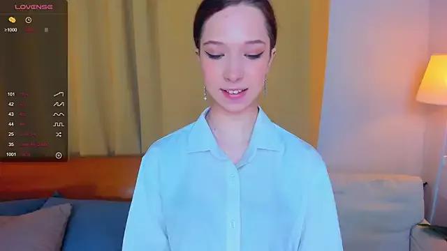 LynnBeames from StripChat is Freechat