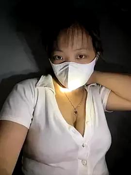 Lyrasss from StripChat is Freechat