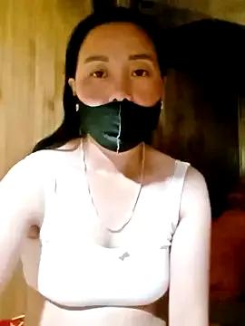 LyyChac from StripChat