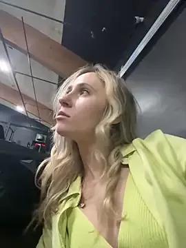 M1ssyk1ssy from StripChat