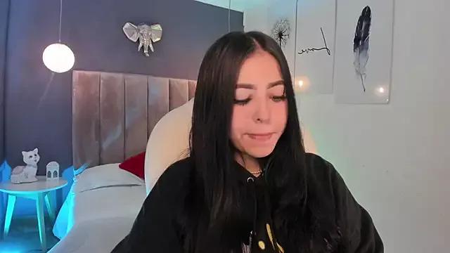 Maaiitee from StripChat