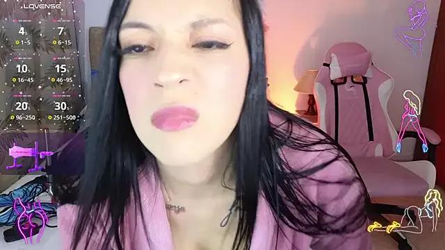 Maajuu_ from StripChat