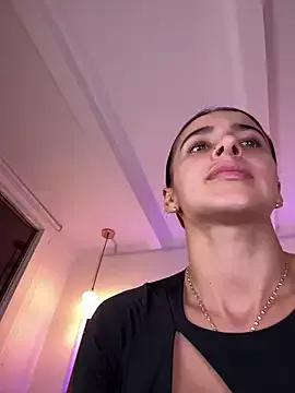 MacarenaEscobar27 from StripChat