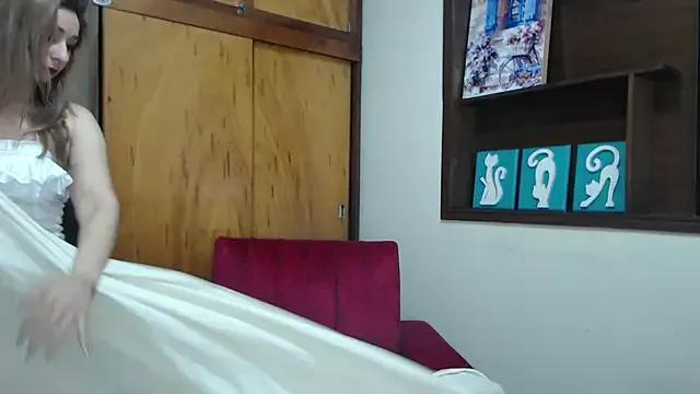 Madam_dali from StripChat