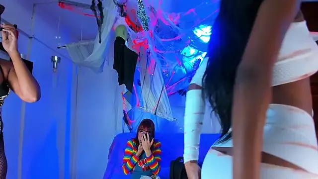 madams_worker from StripChat is Freechat