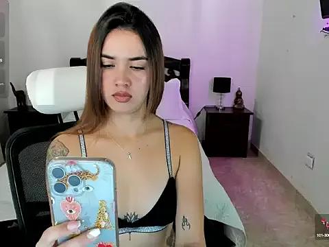 maddie_foxx from StripChat