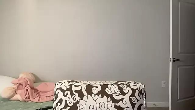 maddiliz from StripChat