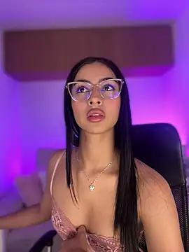 maddy_bronw_ from StripChat