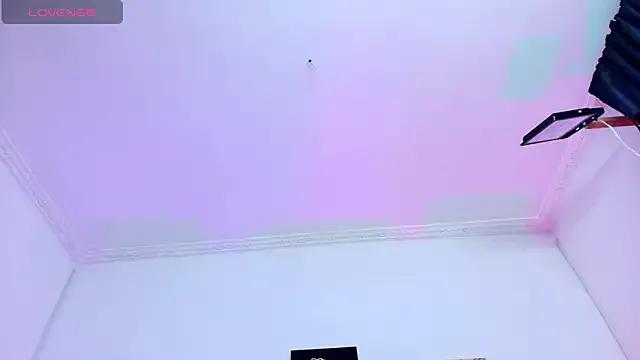 Maddy_Esther from StripChat