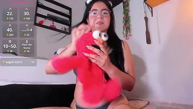 Maddy_rosse12 from StripChat