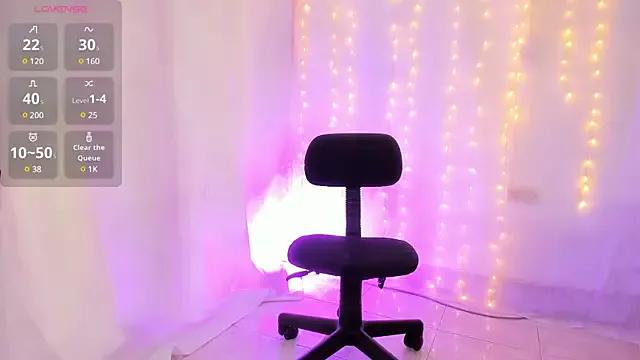 Maddy_rosse12 from StripChat