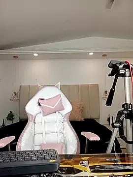 Maddy_Rouse1 from StripChat is Freechat