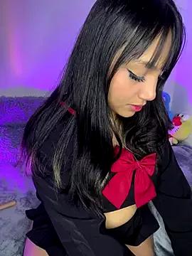 Maddy_w from StripChat
