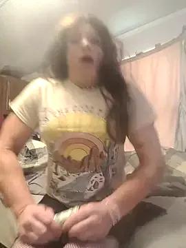 MaddyC6992 from StripChat