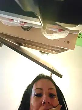 Maddythemilf from StripChat