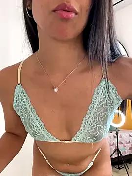 MaddyX__ webcams show profile image 
