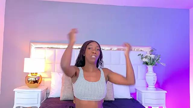 MadeleineHocker webcams show profile image 