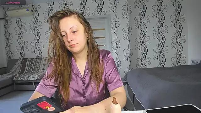 Madelinejakson from StripChat is Freechat