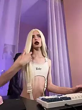 Dirty chat webcam: explore liveshows with versed models, from laying bare to fetishes, in a variety of sexy free adult webcams.