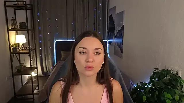 Madison_Golden from StripChat is Freechat