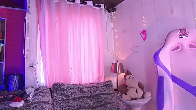 Dirty chat webcam: explore liveshows with versed models, from laying bare to fetishes, in a variety of sexy free adult webcams.