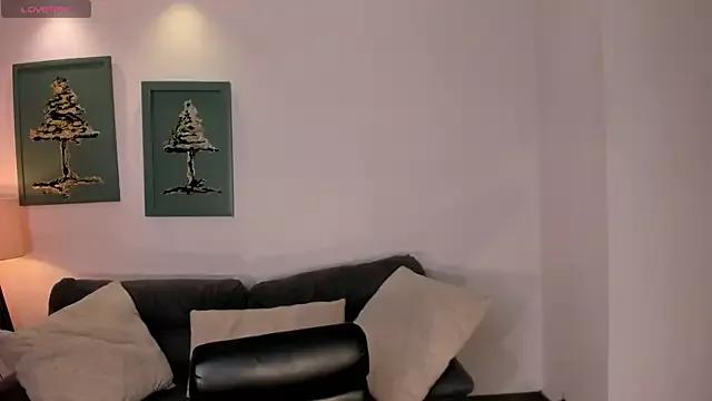 MadisonKane from StripChat is Freechat