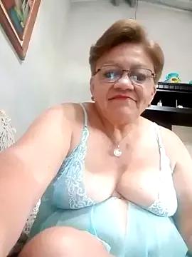 Madrastrahot69 from StripChat is Freechat