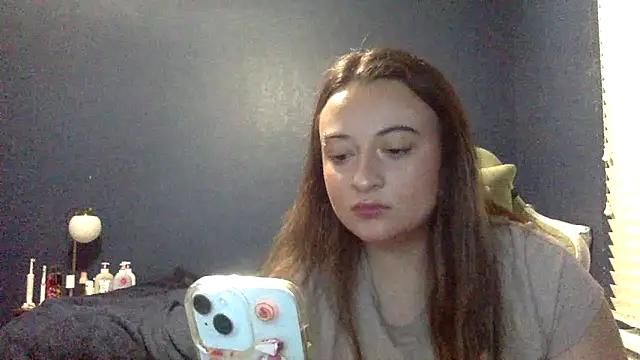 maggiedennis05 from StripChat