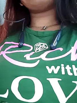 Magic-heart1 from StripChat is Freechat