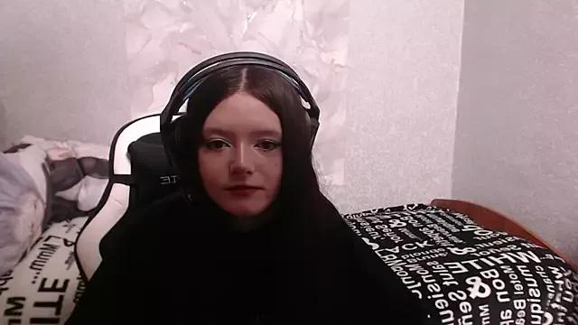 MagieMiller from StripChat is Freechat