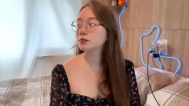 MahaliaKlitzinga from StripChat is Freechat