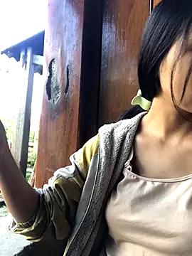 Mai_lovely from StripChat is Freechat