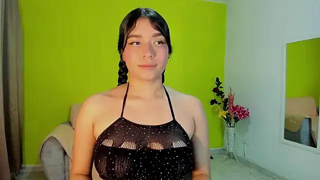 Maia_W10 from StripChat