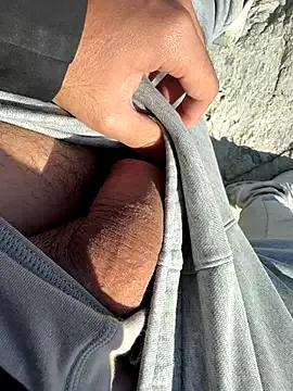 maiolullo from StripChat is Freechat