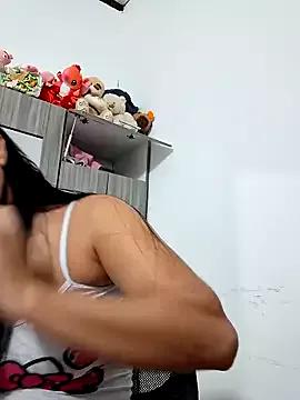 Maite_4 webcams show profile image 