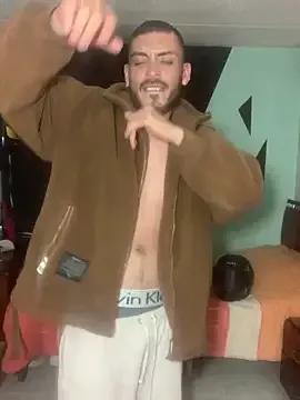 malek_xarx_ from StripChat is Freechat