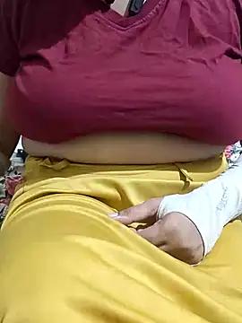 mallupriyapriya from StripChat