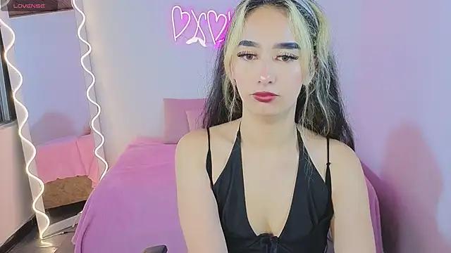 Malory_tay1 from StripChat is Freechat